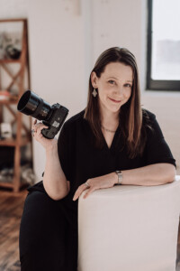 Tiffany Wichert, photographer