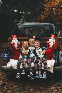 Holiday Portraits in Yardley