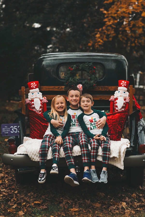 Holiday Portraits in Yardley